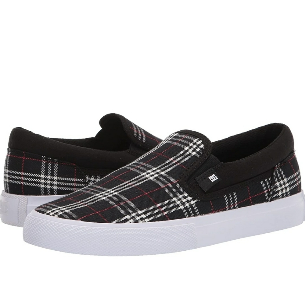 DC MANUAL SLIP ON TXSE CANVAS VEGAN SKATE SHOES, Size 6 Color Black Plai…